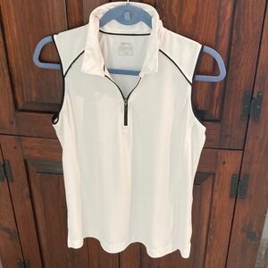 ⛳️🏌️‍♀️⛳️Slazenger Women’s White Golf Shirt with Black Trim. Like NEW!⛳️